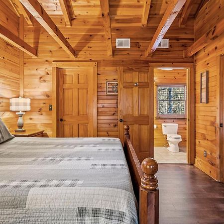 Mountain Laurel Holiday Home Gatlinburg Extérieur photo