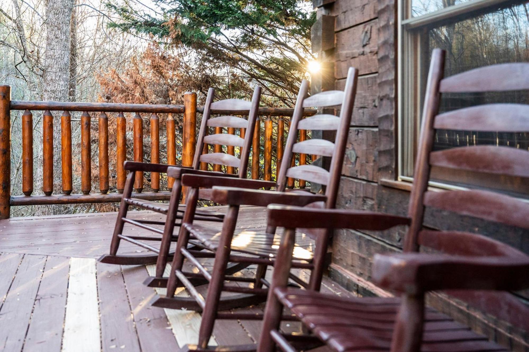 Mountain Laurel Holiday Home Gatlinburg Extérieur photo