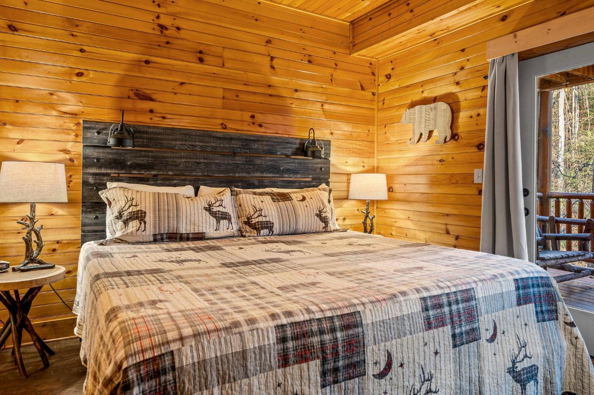 Mountain Laurel Holiday Home Gatlinburg Extérieur photo
