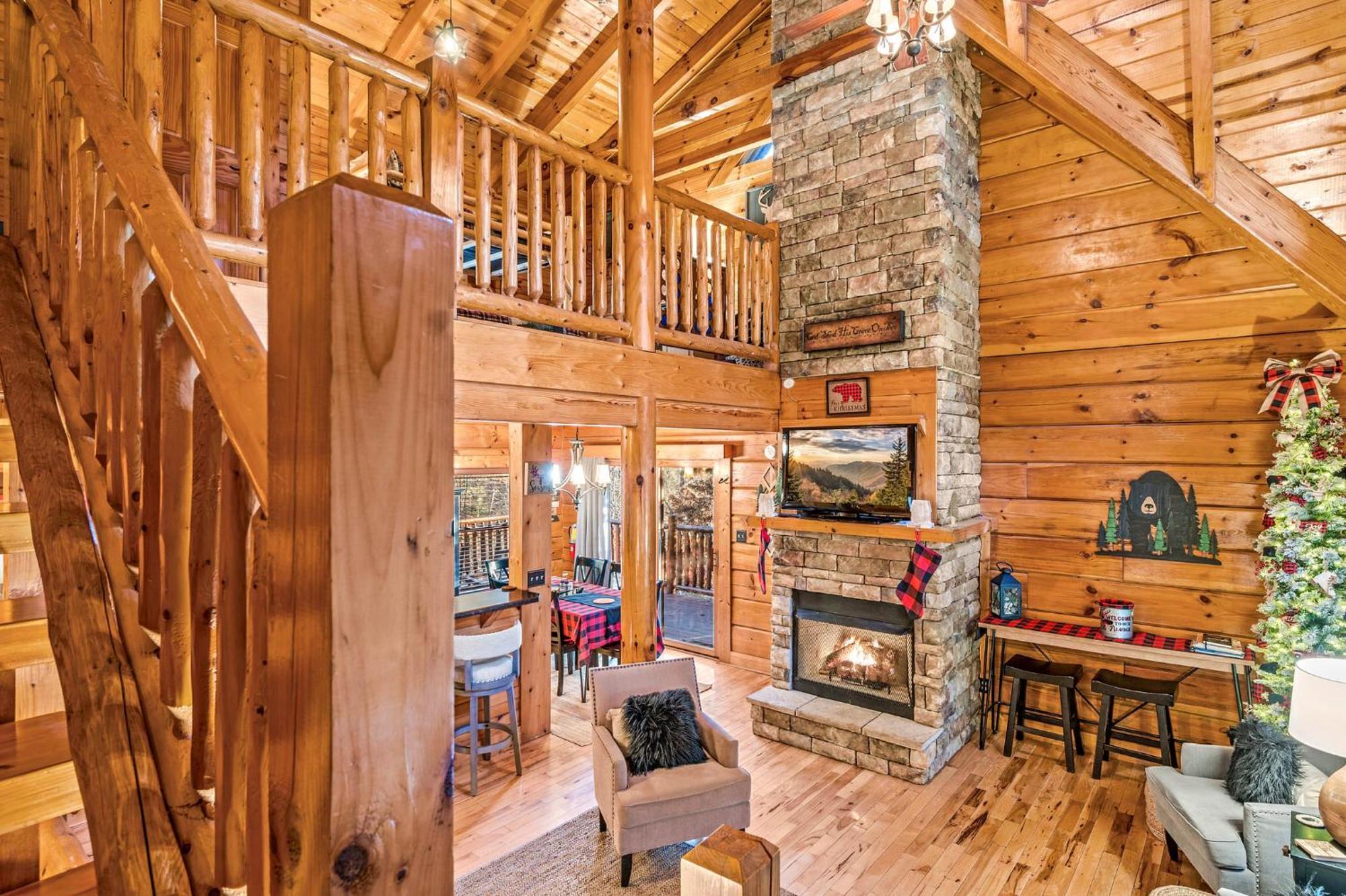 Mountain Laurel Holiday Home Gatlinburg Extérieur photo